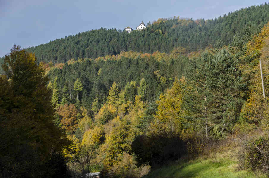 Comunidad Foral de Navarra 137 - Ochagavia - santuario de Nuestra Señora de Muskilda.jpg